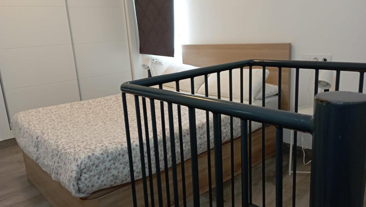 Apartamento En El Casco Antiguo En Plena Alameda Sevilla Kültér fotó