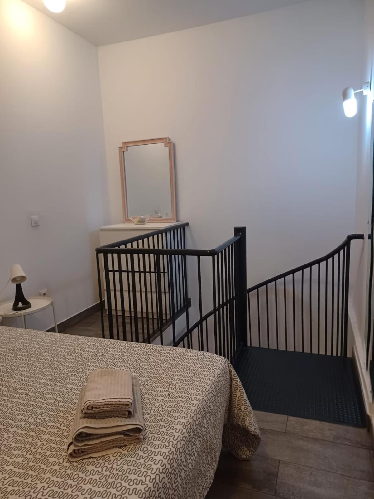 Apartamento En El Casco Antiguo En Plena Alameda Sevilla Kültér fotó