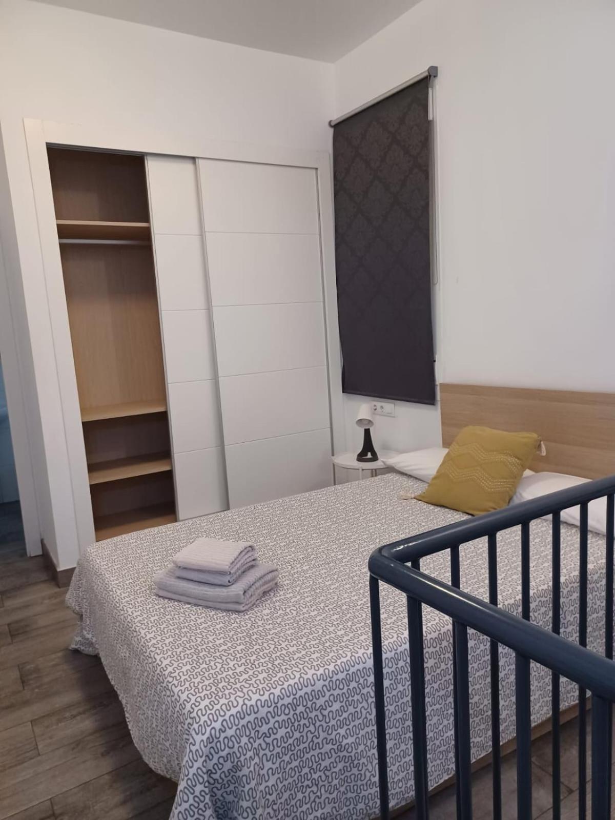 Apartamento En El Casco Antiguo En Plena Alameda Sevilla Kültér fotó